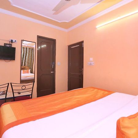 Super Hotel O Rajesh Palace Chandīgarh Eksteriør billede