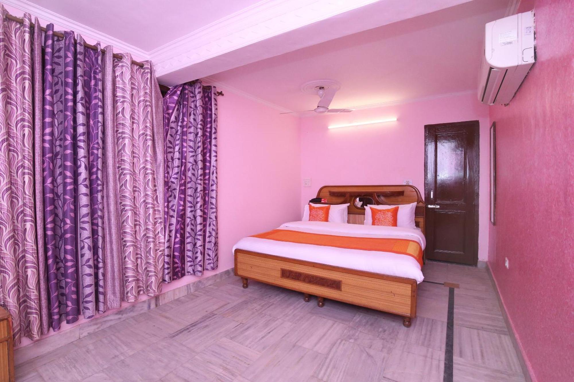 Super Hotel O Rajesh Palace Chandīgarh Eksteriør billede